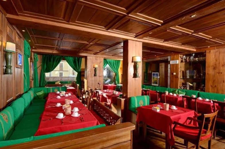 Hotel Punta Maquignaz Breuil-Cervinia Dış mekan fotoğraf
